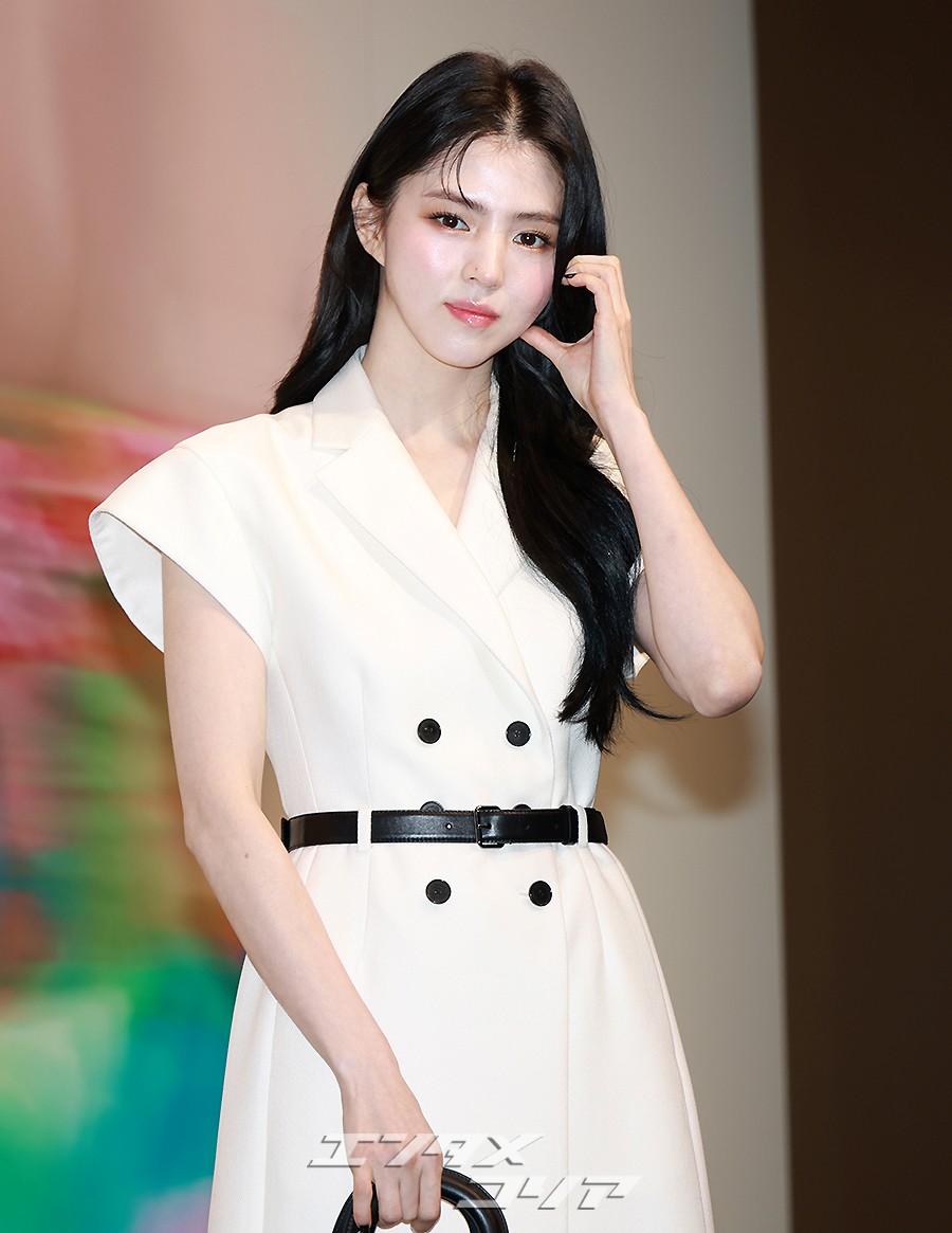 ハン・ソヒ、演技を学ぶ学生たちのため5000万ウォン相当の太っ腹プレゼント