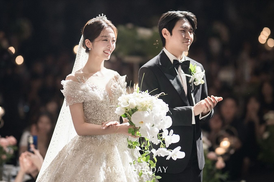 イム・ドファ、幸せな結婚式の写真公開…AOAソリョン＆ヘジョン＆ジミンら出席