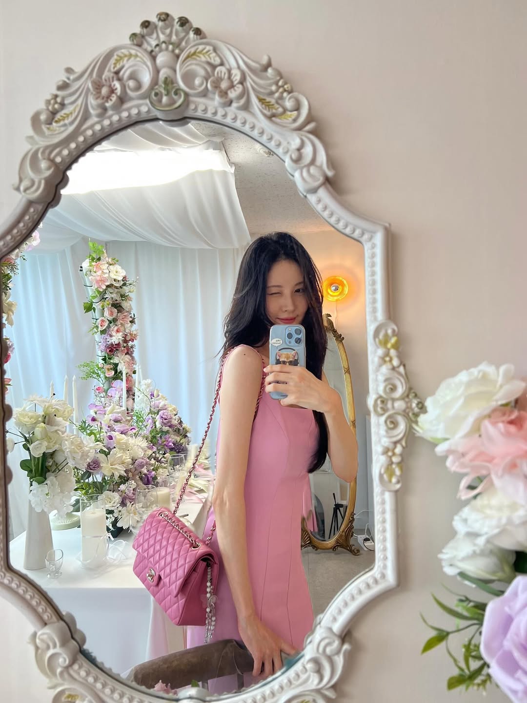 少女時代ソヒョン、34歳の誕生日…ピンクのワンピ姿で王冠をかぶったお姫さま