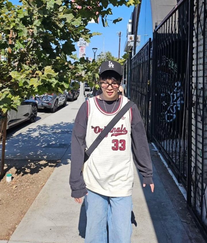 BTS・JIMIN「ホントにもうすぐ30歳？」少年のようなビジュアル…RM「年を取ってよ」