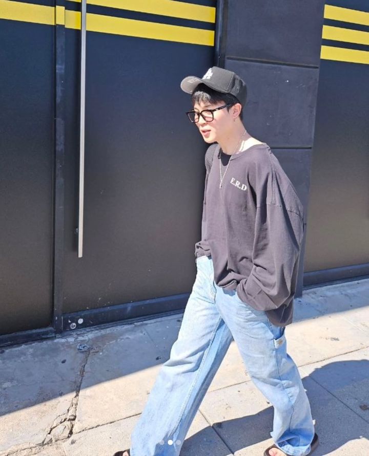 BTS・JIMIN「ホントにもうすぐ30歳？」少年のようなビジュアル…RM「年を取ってよ」