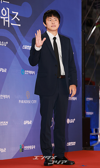 【フォト】『キアンの破天荒ゲストハウス』で人気のキアン84、レッドカーペットに登場