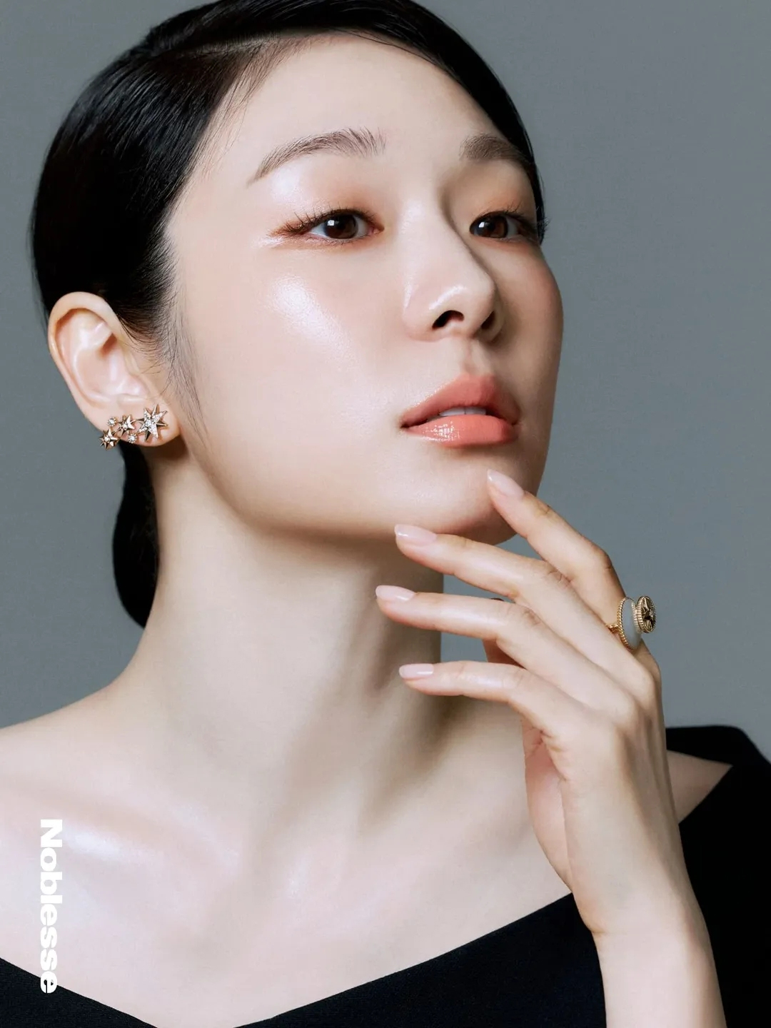 キム・ヨナ、しみ一つないツヤ肌…超アップでも圧倒的な美しさ