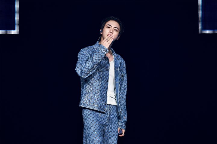 防弾少年団JIN、米国ツアー完走…観客9万人動員