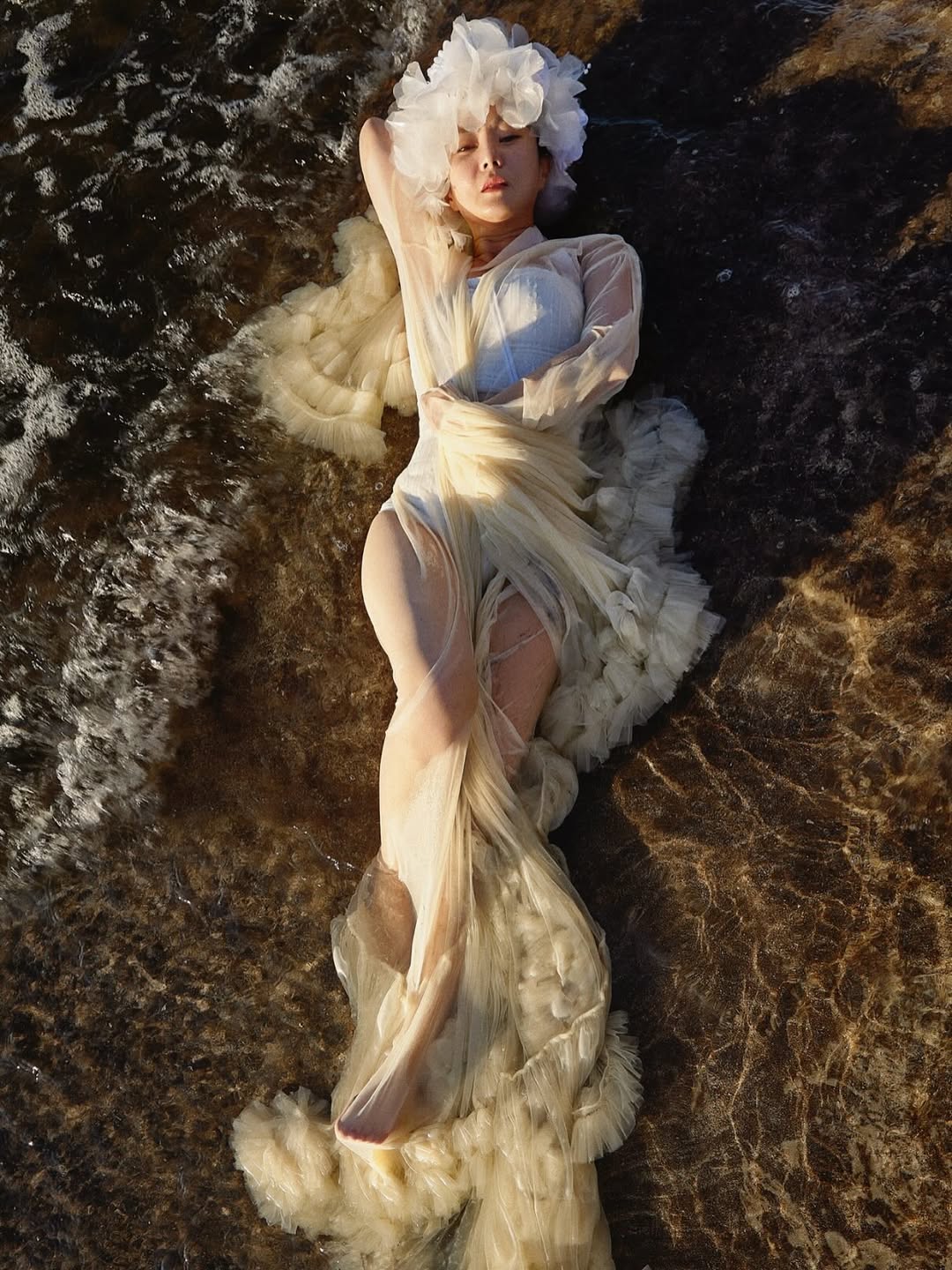 【フォト】パク・ナレ　ビキニを着てソロウエディング写真