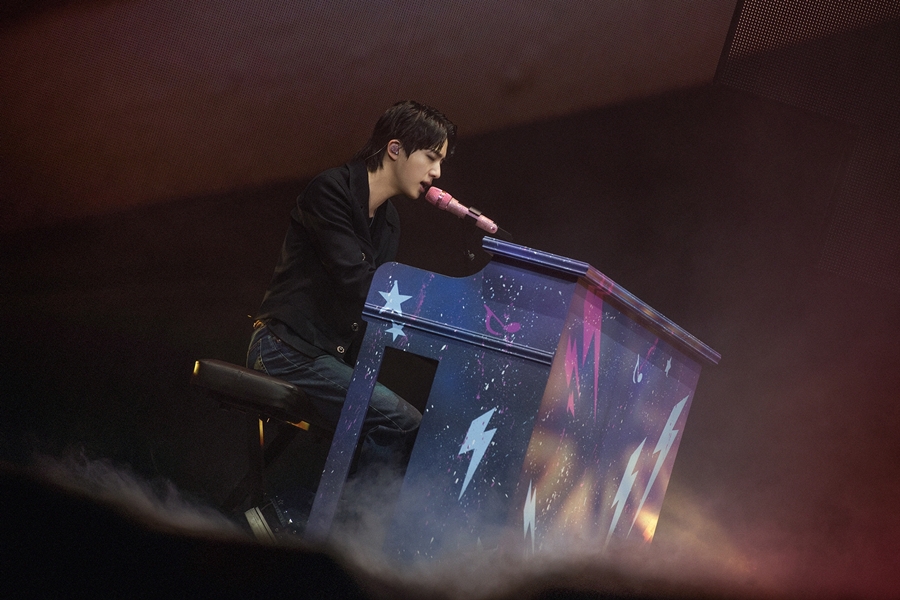 JIN、オランダ公演でファンコンサート・ツアーに終止符　「BTSとして新たな始まりが待っている」