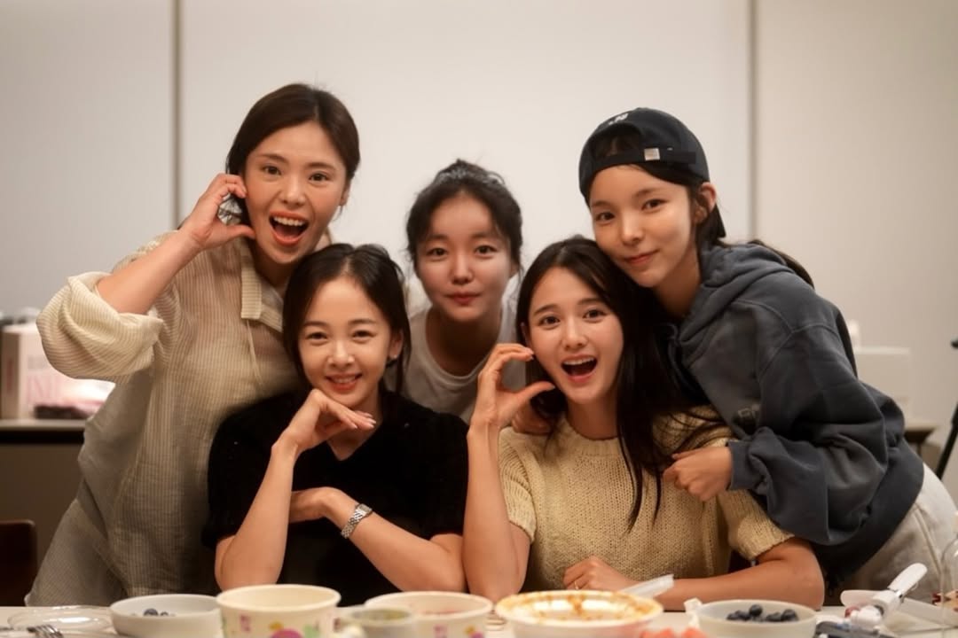 ナム・ボラ、新居に『サニー』共演者らを招待…カン・ソラ＆ミン・ヒョリンはいないけど相変わらず仲良し