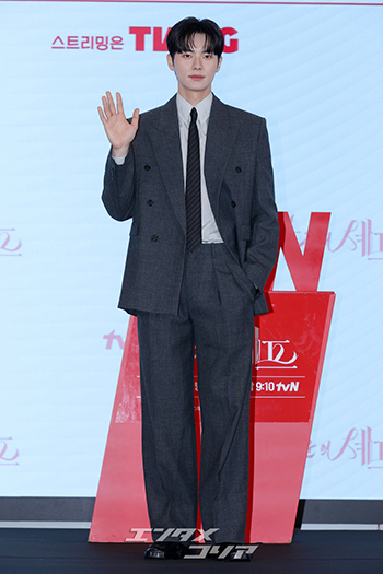 【フォト】イ・チェミン、女性のハートを刺激するオーラ