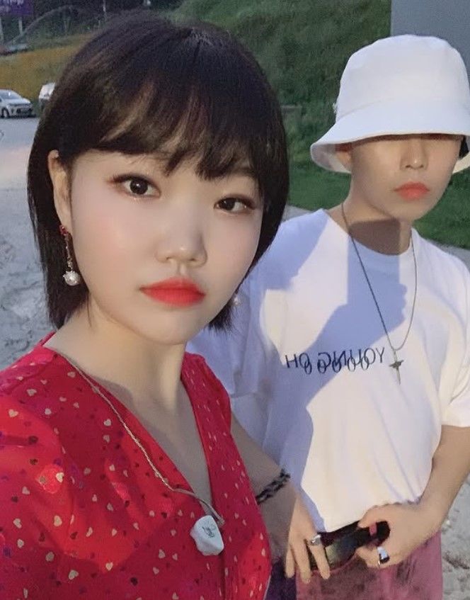 AKMUイ・スヒョン「ウゴービ投与していない」…ダイエットに関するうわさめぐり悔しさ告白