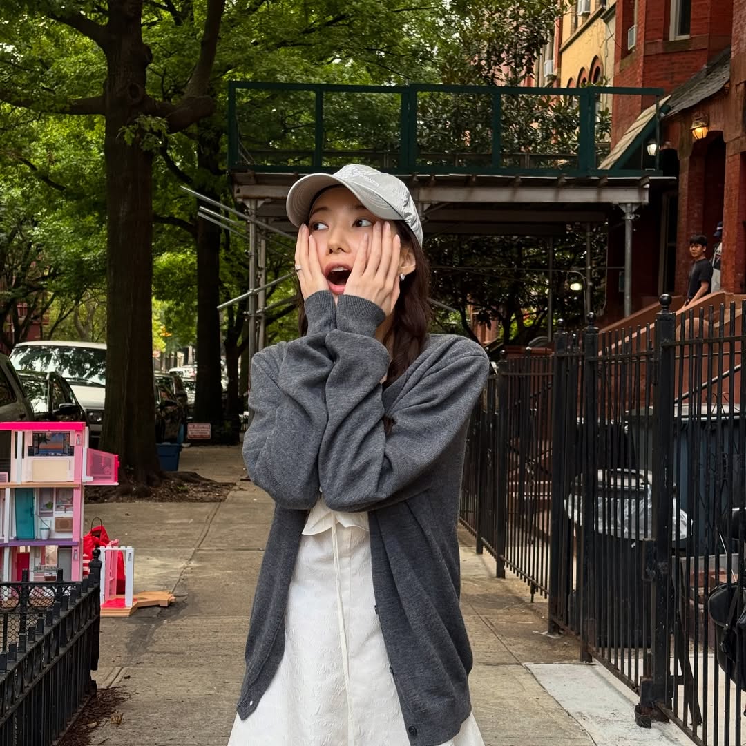 39歳パク・ミニョン　米NYでキュートなツインテール…驚きのスタイルの良さ