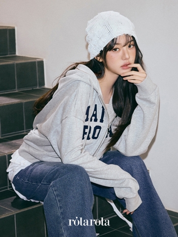 【フォト】IVEウォニョン、クールなムード…rolarola秋コレクション