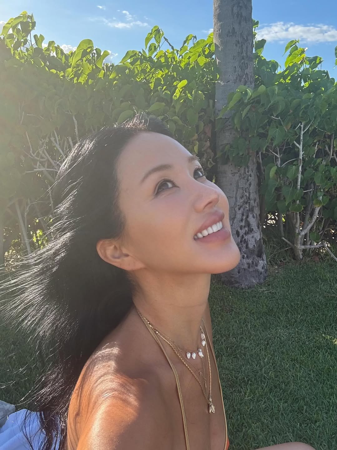 どれほど日焼けしたの？　オム・ジョンファ、驚くほど小麦色の肌に視線集中