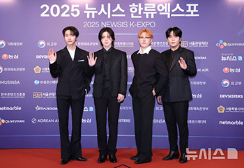 【フォト】ATEEZ、シックな魅力さく裂