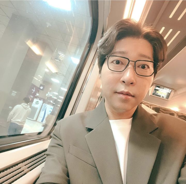 「大図書館」さんの喪主は前妻ユーチューバー…死因は解剖により解明へ