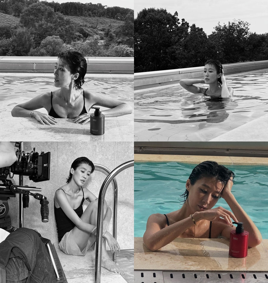 「結婚22年目で離婚」ホン・ジンギョン　水着姿で超スレンダー・ボディ披露