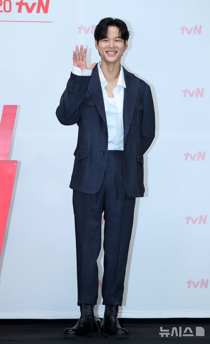 「バイク盗んで飲酒運転」ユン・ジオンが降板…チャンネルAドラマ撮り直しへ