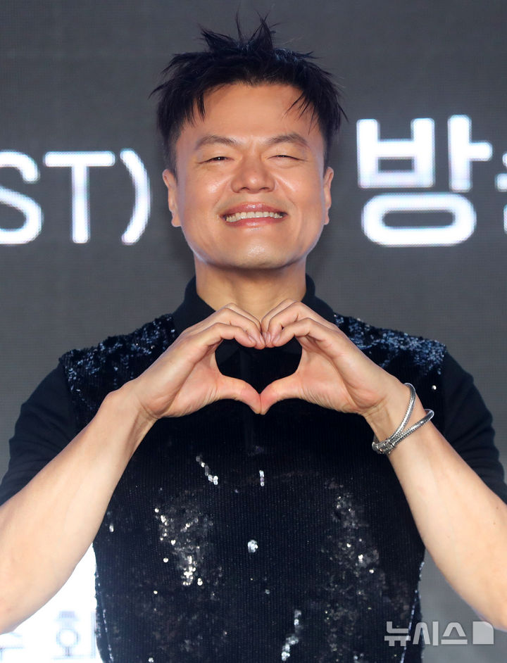 J.Y.Parkが委員長を務める大衆文化交流委員会、10月1日発足式…Stray Kids＆LE SSERAFIMが公演