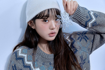 【フォト】IVEウォニョン、雪の妖精のよう…一足早く冬コレクションを提案