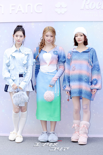 【フォト】KiiiKiiiイソル&ハウム&ジユ、童話の中のお姫さまのよう