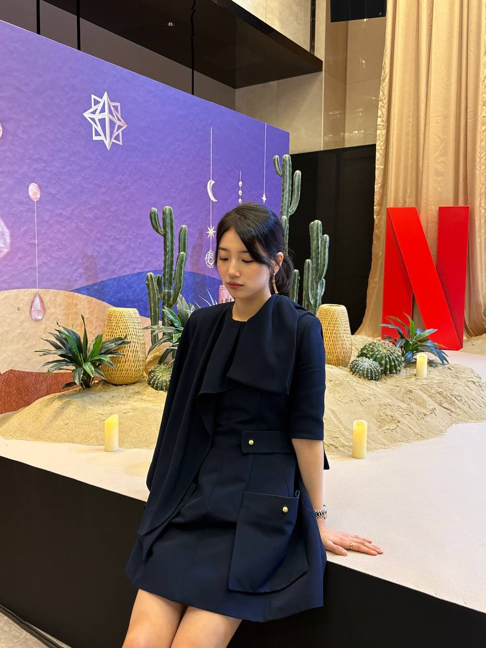 『魔法のランプにお願い』スジ「ジーニー、私の最初の願いは」