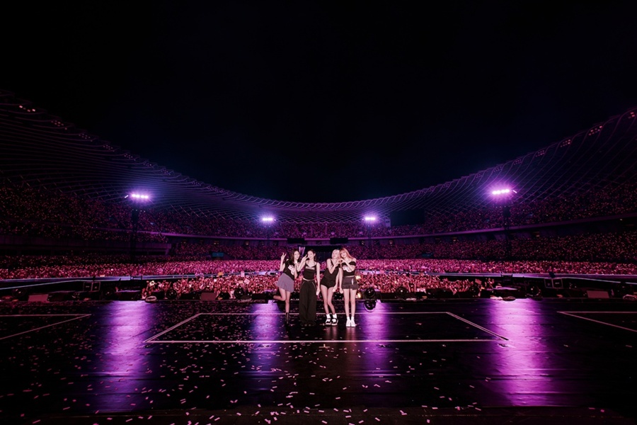 ピンク色に染まった台湾・高雄…BLACKPINKアジアツアー、華麗にスタート