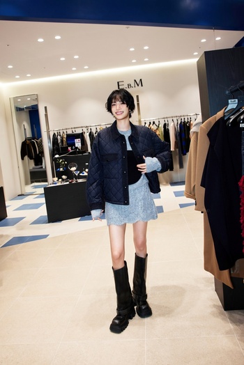 【フォト】E.B.Mオープン記念イベントにナナ登場、スターフィールド水原は大騒ぎ