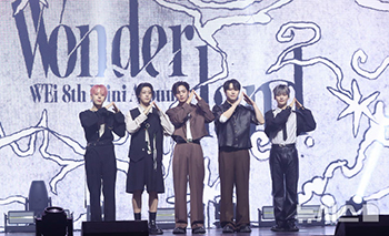 【フォト】デビュー5周年、温かい歌のプレゼントを持って戻ってきたWEi