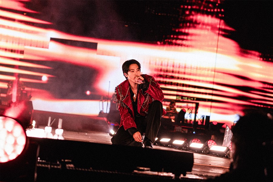 BTSのJIN、メンバーの支援受けファンコンサート・アンコール公演のフィナーレ飾る