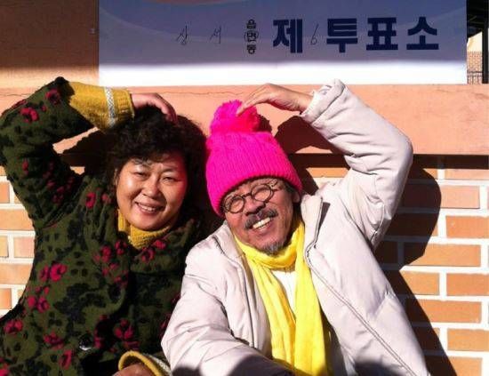 訃報：「卒婚」後も看病…小説家の故・李外秀氏の妻チョン・ヨンジャさん　72歳