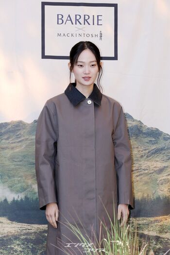 【フォト】トップモデルのオーラ放つシン・ヒョンジ