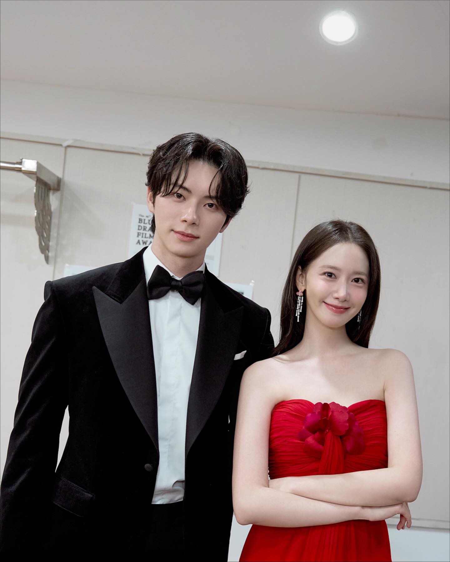 イ・チェミン＆少女時代ユナ、青龍映画賞で再会した『暴君のシェフ』カップル…相変わらず仲良し