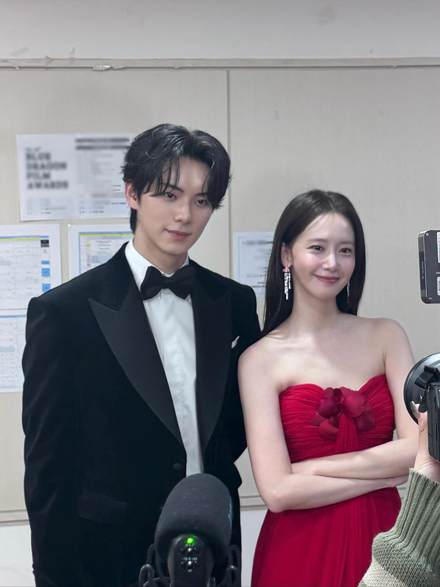 イ・チェミン＆少女時代ユナ、青龍映画賞で再会した『暴君のシェフ』カップル…相変わらず仲良し