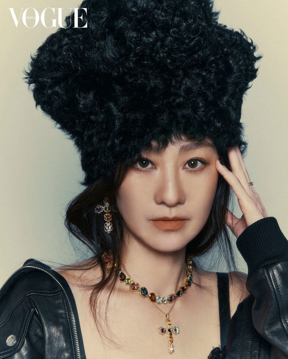 イ・ミヨン、グラビアで近況報告…10年の空白を感じさせない美しさ