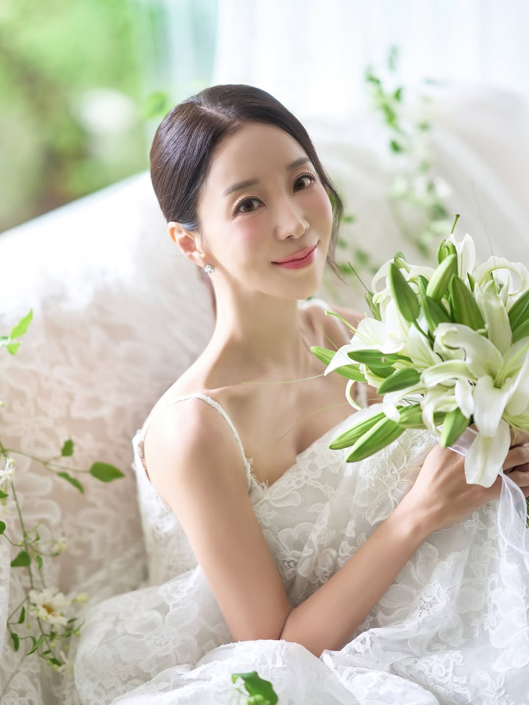 ウォン・ジンソ　ウエディング写真公開…「この上なく完璧な人と夫婦になって…お互いを大切にします」