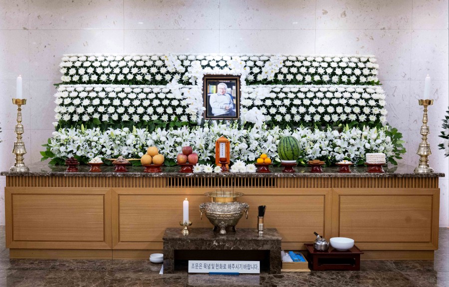 【フォト】91歳で亡くなった国民的俳優イ・スンジェさんの殯所