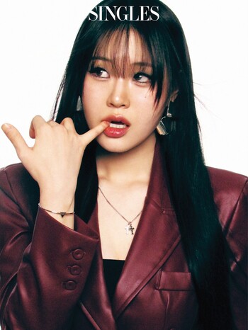 【フォト】オム・ジユンがグラビア撮影、多彩な魅力で圧倒