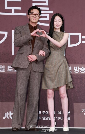 【フォト】『ギョンドを待ちながら』主演パク・ソジュン＆ウォン・ジアン「甘いロマンスに期待して」