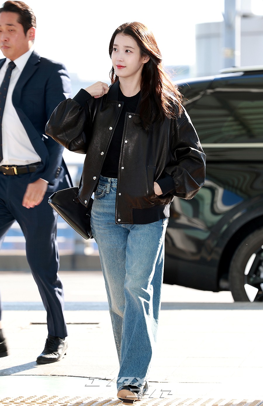 【フォト】IU、きらきらビジュアルで「台湾出張、いってきます」