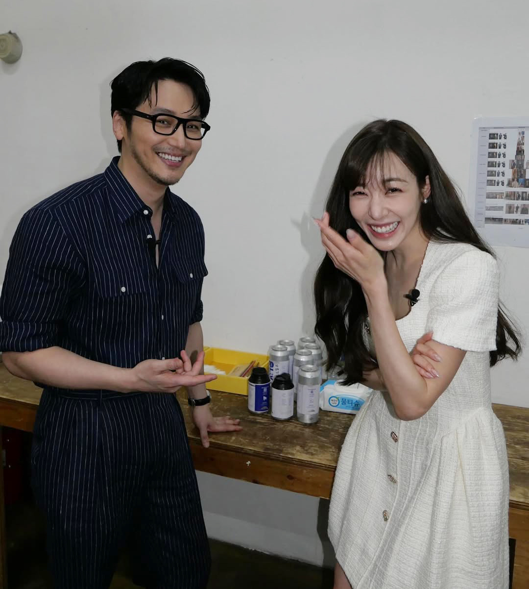 ピョン・ヨハン＆ティファニー、SNS投稿写真のシンプルなペアリングに注目