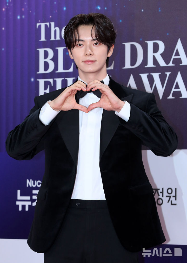 『暴君のシェフ』で人気のイ・チェミン、初のアジア・ファンミが相次ぎ中止