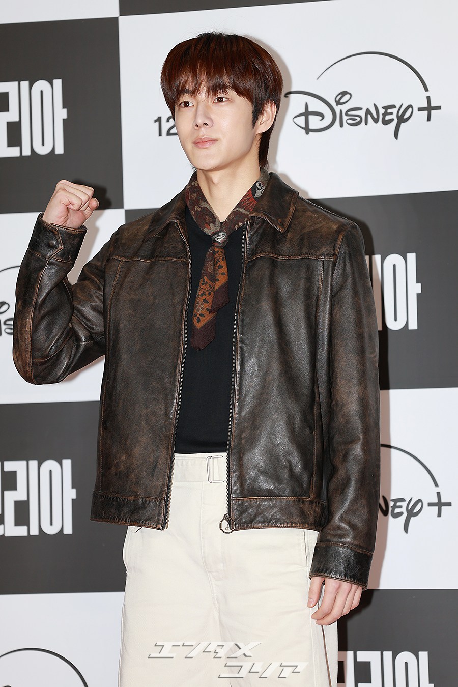 【フォト】ユ・ジョンフ「『メイド・イン・コリア』ファイト！」