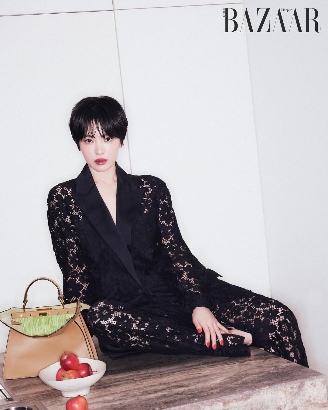 【フォト】一輪の花のように美しいソン・ヘギョ、「FENDI」を身にまとい華やかな雰囲気