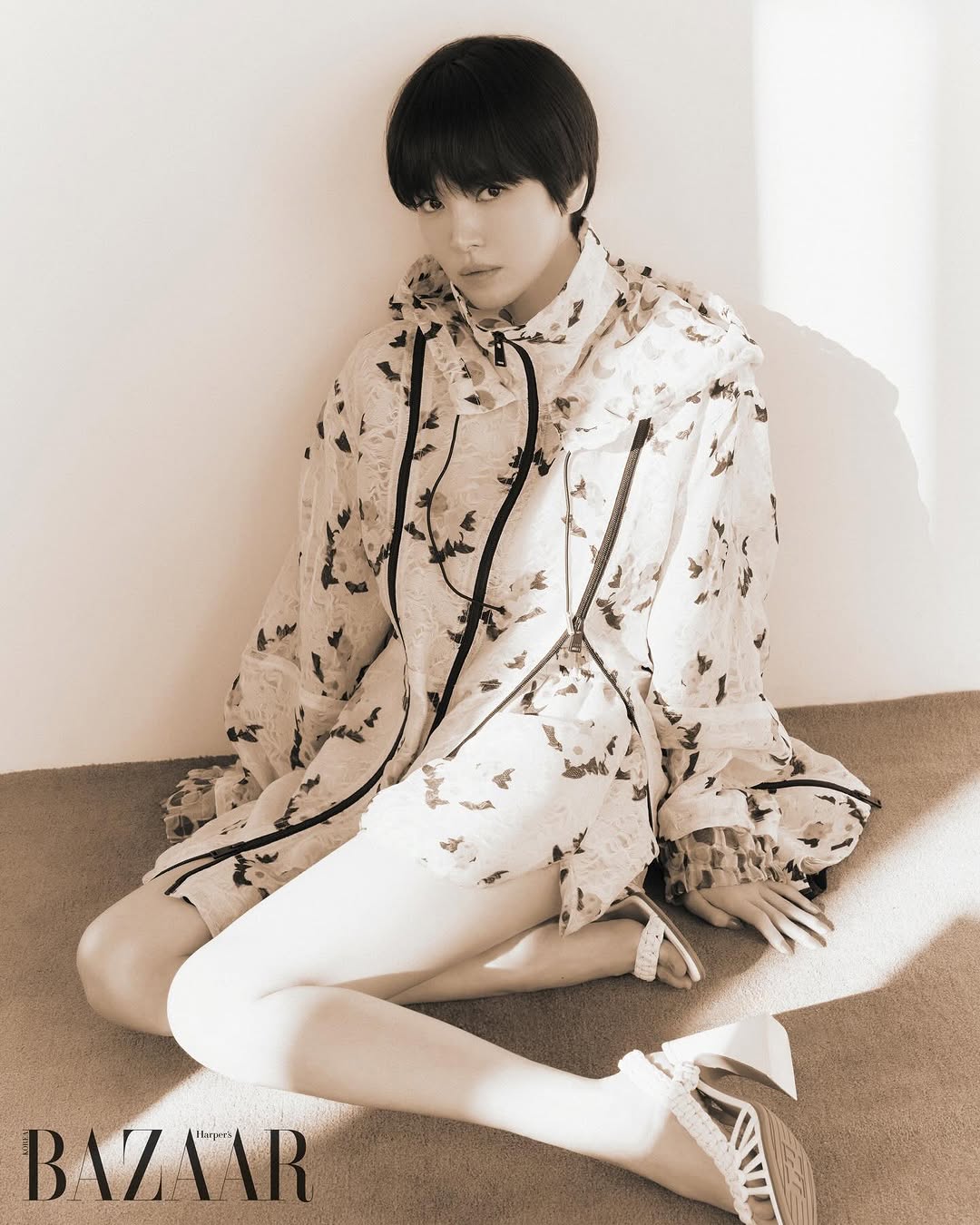 【フォト】一輪の花のように美しいソン・ヘギョ、「FENDI」を身にまとい華やかな雰囲気