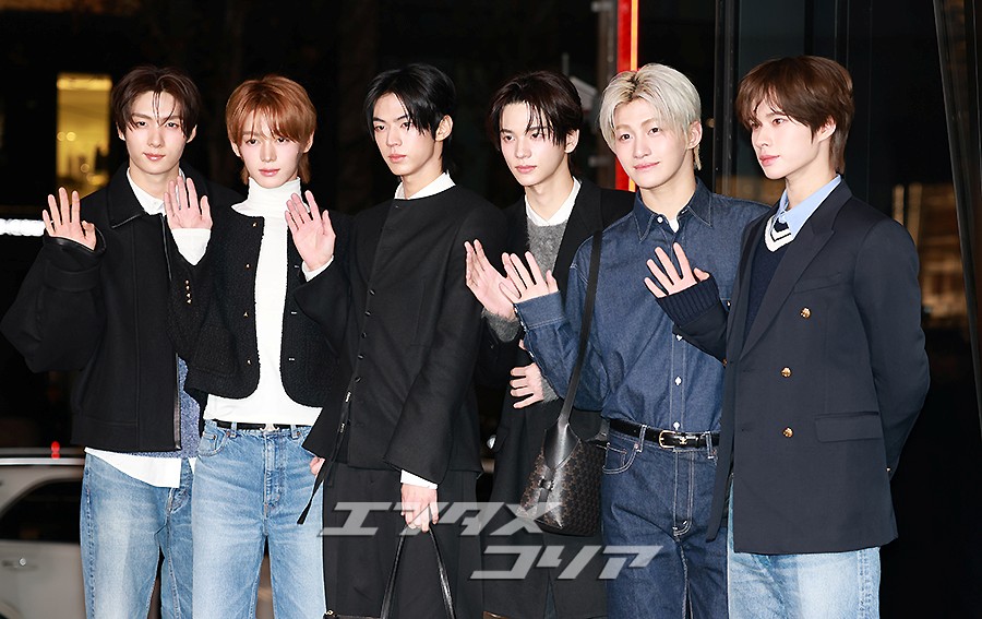 【フォト】TWS「冬の夜照らすあったかスマイル」