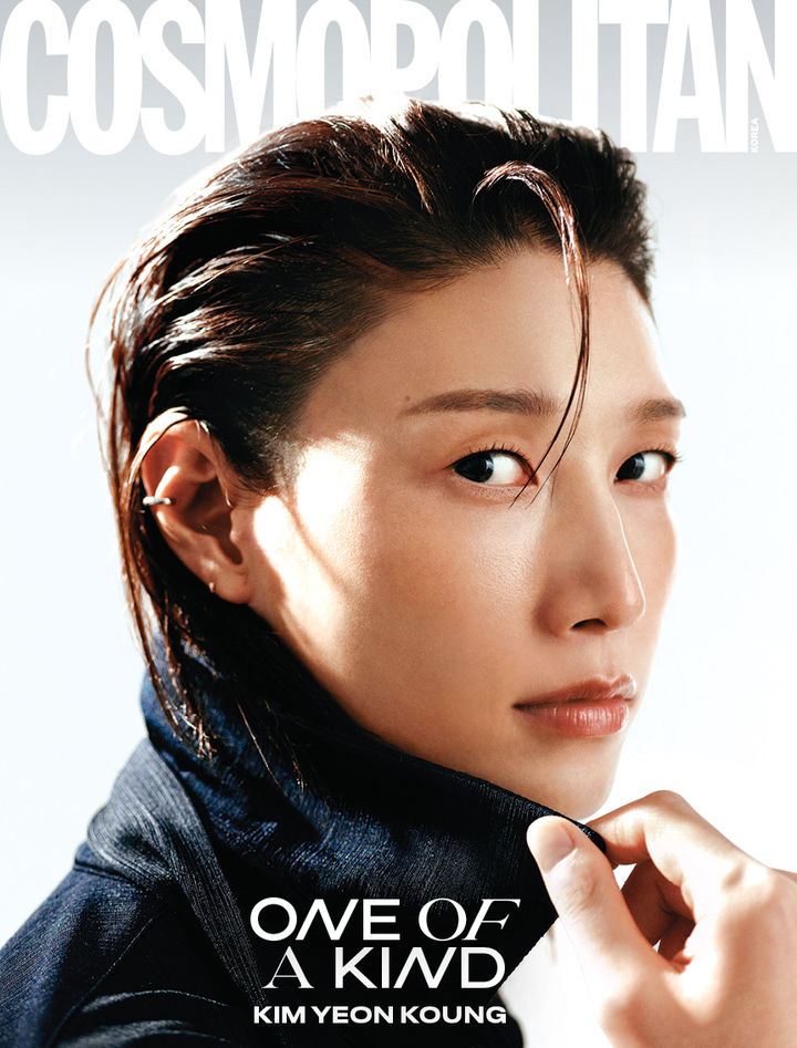 【フォト】金軟景のカリスマあふれるグラビア