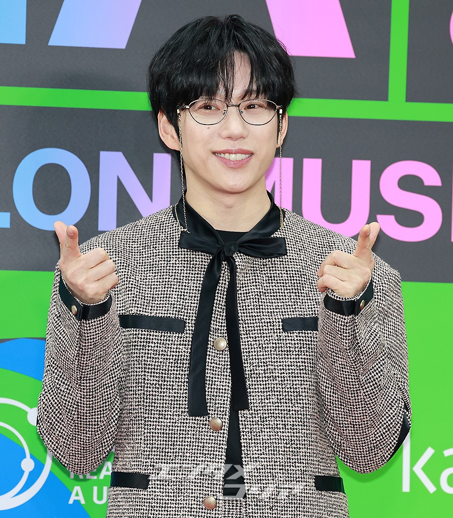 【フォト】10CM・WOODZ　男性ソロシンガーたちの魅力