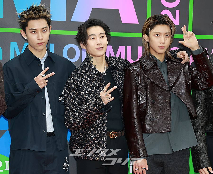 【フォト】パク・ジェボム　初プロデュースしたアイドルLNGSHOTとMMA登場