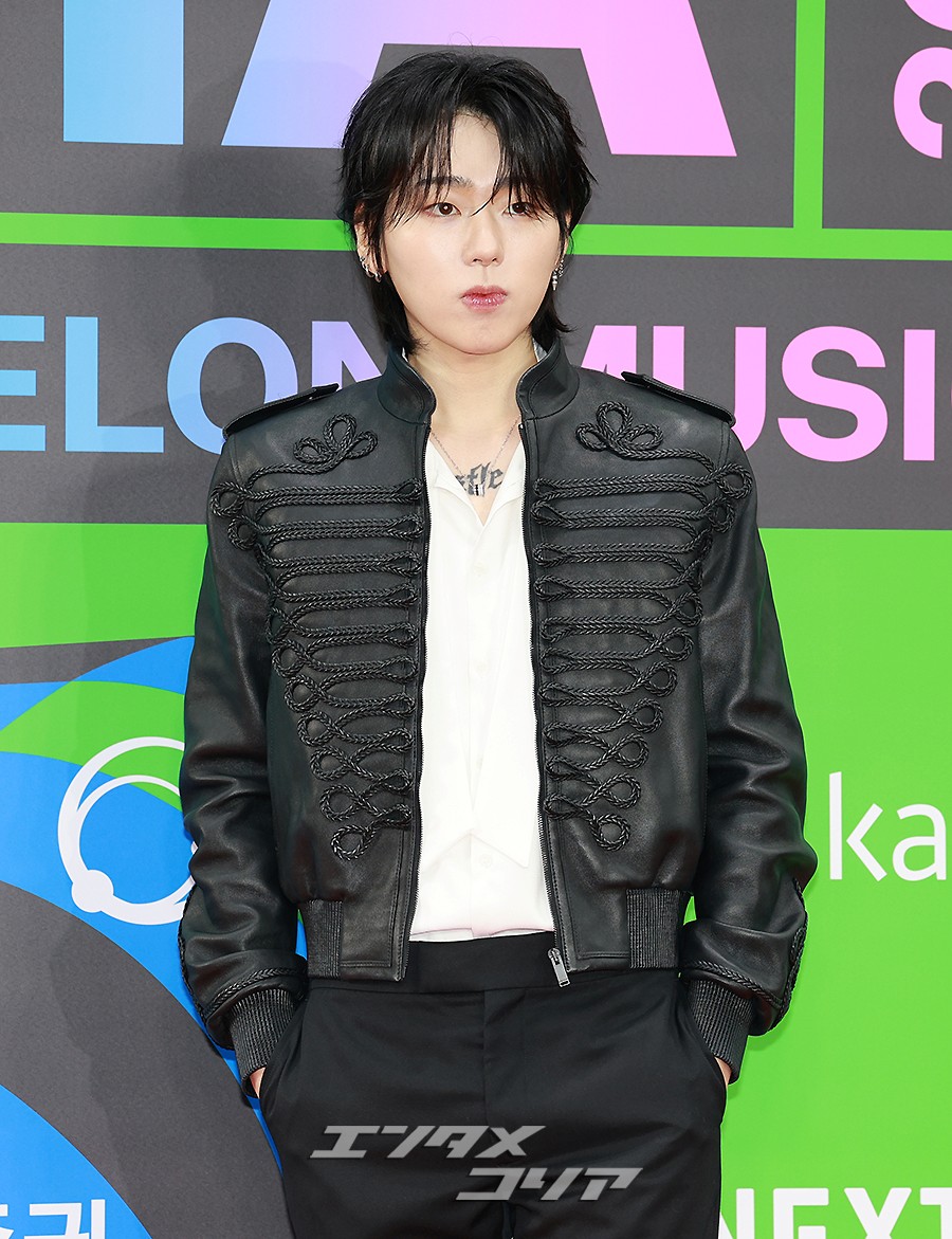 【フォト】ZICO「革ジャケットでキメました」