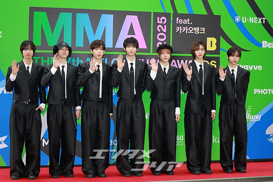 【フォト】IDID　ブラックでそろえたファッション