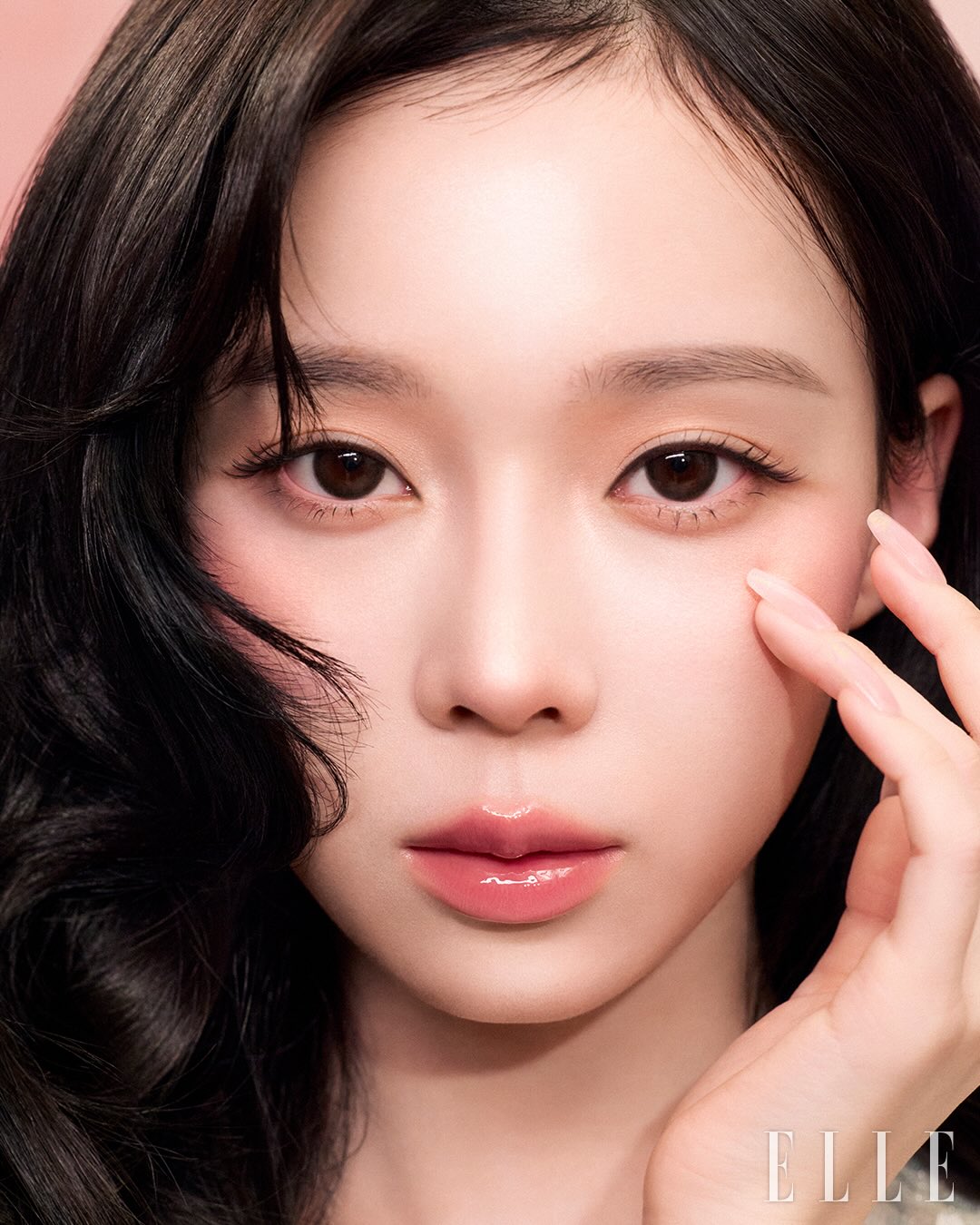 【フォト】aespaウィンター、ほんのりバラ色のメイク…優雅なビジュアル